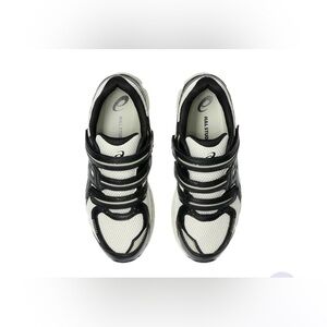 Asics Mens x HAL Studios Gel-Kayano 20, a limited-edition sneaker collaboration